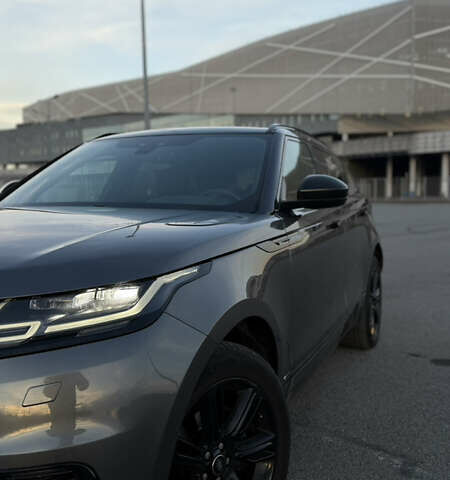 Серый Ленд Ровер Рендж Ровер Велар, объемом двигателя 2 л и пробегом 157 тыс. км за 34000 $, фото 1 на Automoto.ua