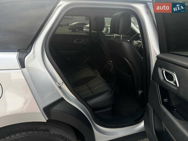 Ленд Ровер Рендж Ровер Велар 2019 в Ивано-Франковске на Automoto.ua Серый Ленд Ровер Рендж Ровер Велар, объемом двигателя 2 л и пробегом 81 тыс. км за 40900 $, фото 30 на Automoto.ua