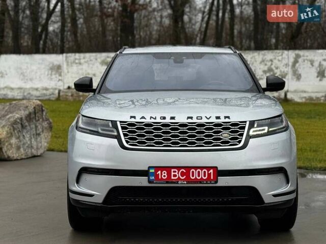 Серый Ленд Ровер Рендж Ровер Велар, объемом двигателя 2 л и пробегом 98 тыс. км за 33700 $, фото 4 на Automoto.ua