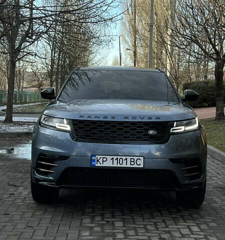Серый Ленд Ровер Рендж Ровер Велар, объемом двигателя 2 л и пробегом 65 тыс. км за 36900 $, фото 4 на Automoto.ua