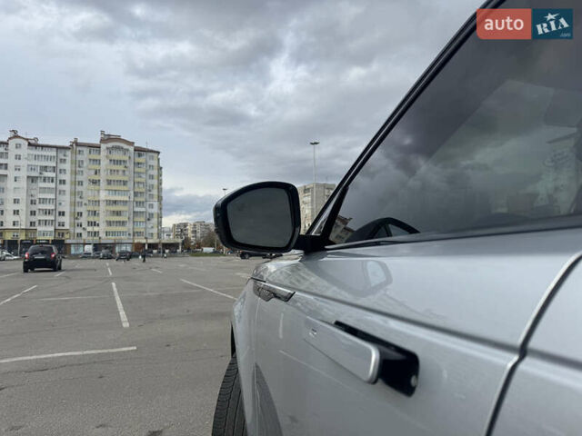 Ленд Ровер Рендж Ровер Велар 2019 в Ивано-Франковске на Automoto.ua Серый Ленд Ровер Рендж Ровер Велар, объемом двигателя 2 л и пробегом 81 тыс. км за 40900 $, фото 14 на Automoto.ua