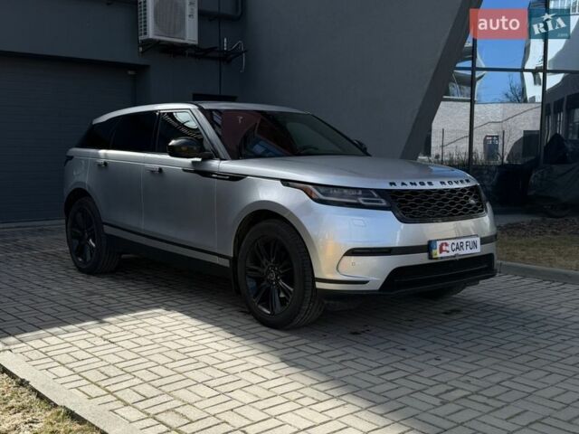 Сірий Ленд Ровер Рендж Ровер Велар, об'ємом двигуна 2 л та пробігом 92 тис. км за 32200 $, фото 2 на Automoto.ua