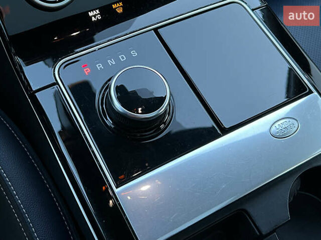 Ленд Ровер Рендж Ровер Велар 2019 в Львове на Automoto.ua Серый Ленд Ровер Рендж Ровер Велар, объемом двигателя 2 л и пробегом 114 тыс. км за 32800 $, фото 18 на Automoto.ua