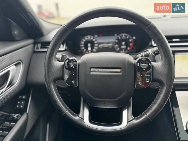 Серый Ленд Ровер Рендж Ровер Велар, объемом двигателя 2 л и пробегом 98 тыс. км за 33700 $, фото 11 на Automoto.ua