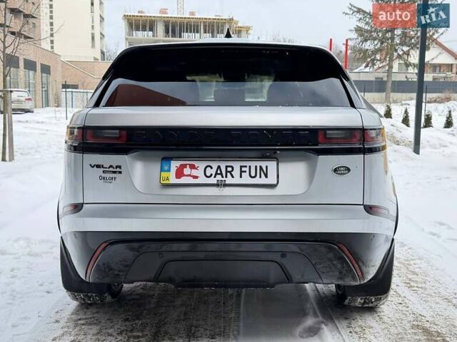 Серый Ленд Ровер Рендж Ровер Велар, объемом двигателя 2 л и пробегом 92 тыс. км за 32900 $, фото 4 на Automoto.ua