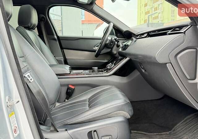 Серый Ленд Ровер Рендж Ровер Велар, объемом двигателя 2 л и пробегом 92 тыс. км за 32900 $, фото 13 на Automoto.ua