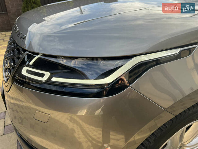 Сірий Ленд Ровер Рендж Ровер Велар, об'ємом двигуна 2 л та пробігом 70 тис. км за 45000 $, фото 4 на Automoto.ua