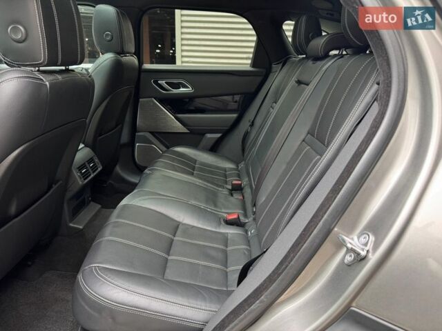 Серый Ленд Ровер Рендж Ровер Велар, объемом двигателя 2 л и пробегом 125 тыс. км за 32000 $, фото 38 на Automoto.ua