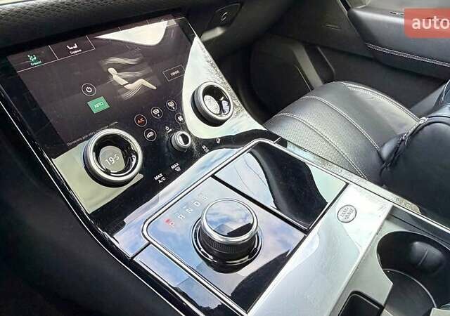 Серый Ленд Ровер Рендж Ровер Велар, объемом двигателя 2 л и пробегом 92 тыс. км за 32900 $, фото 22 на Automoto.ua