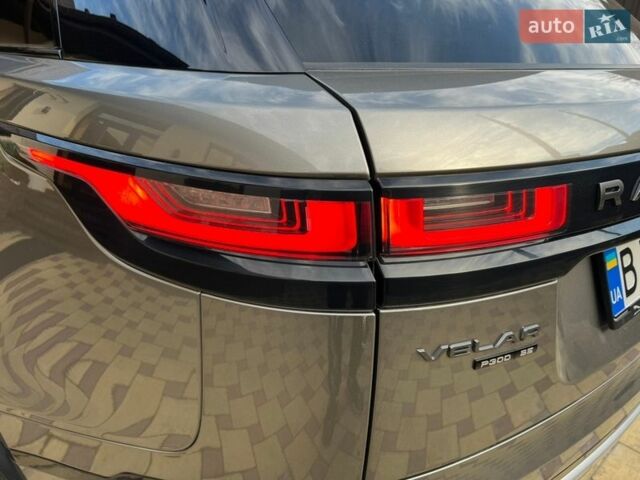 Сірий Ленд Ровер Рендж Ровер Велар, об'ємом двигуна 2 л та пробігом 71 тис. км за 45000 $, фото 12 на Automoto.ua