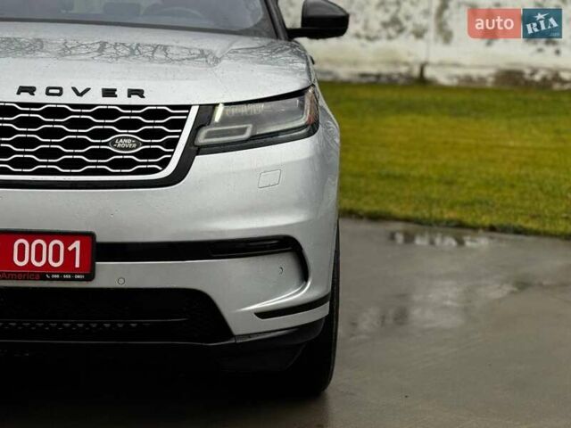 Серый Ленд Ровер Рендж Ровер Велар, объемом двигателя 2 л и пробегом 98 тыс. км за 33700 $, фото 3 на Automoto.ua