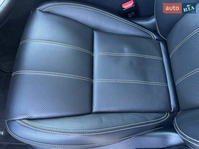 Серый Ленд Ровер Рендж Ровер Велар, объемом двигателя 2 л и пробегом 74 тыс. км за 30900 $, фото 14 на Automoto.ua