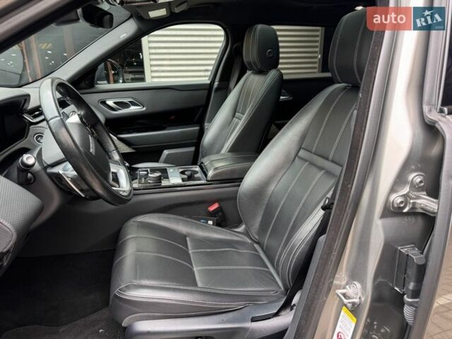 Серый Ленд Ровер Рендж Ровер Велар, объемом двигателя 2 л и пробегом 125 тыс. км за 32000 $, фото 37 на Automoto.ua