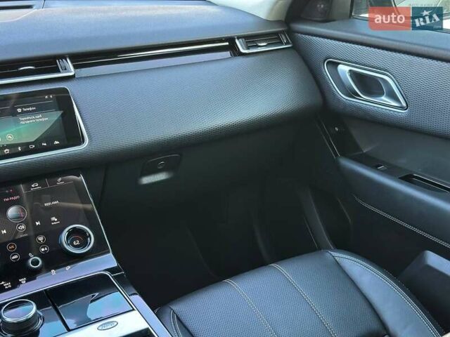 Серый Ленд Ровер Рендж Ровер Велар, объемом двигателя 2 л и пробегом 74 тыс. км за 33000 $, фото 24 на Automoto.ua