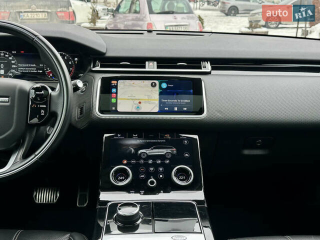 Сірий Ленд Ровер Рендж Ровер Велар, об'ємом двигуна 2 л та пробігом 61 тис. км за 37200 $, фото 16 на Automoto.ua