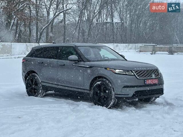 Серый Ленд Ровер Рендж Ровер Велар, объемом двигателя 2 л и пробегом 75 тыс. км за 29800 $, фото 1 на Automoto.ua