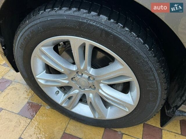 Сірий Ленд Ровер Рендж Ровер Велар, об'ємом двигуна 2 л та пробігом 71 тис. км за 45000 $, фото 17 на Automoto.ua