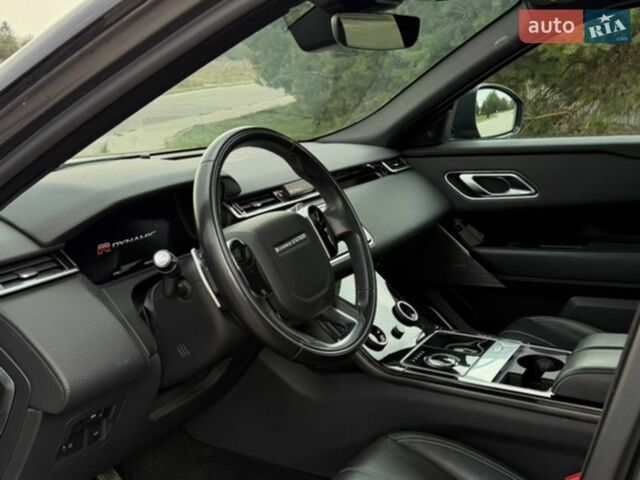 Сірий Ленд Ровер Рендж Ровер Велар, об'ємом двигуна 2 л та пробігом 157 тис. км за 34000 $, фото 6 на Automoto.ua