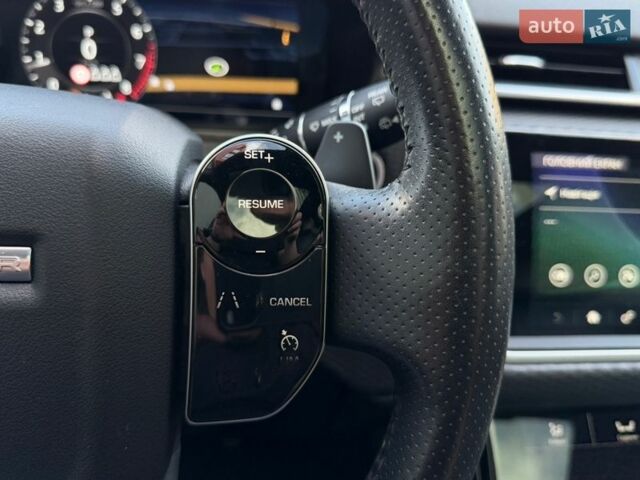 Сірий Ленд Ровер Рендж Ровер Велар, об'ємом двигуна 2 л та пробігом 92 тис. км за 32200 $, фото 20 на Automoto.ua