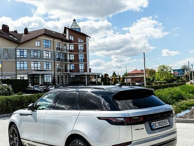 Сірий Ленд Ровер Рендж Ровер Велар, об'ємом двигуна 2 л та пробігом 63 тис. км за 33500 $, фото 16 на Automoto.ua