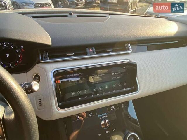 Серый Ленд Ровер Рендж Ровер Велар, объемом двигателя 2 л и пробегом 60 тыс. км за 33950 $, фото 16 на Automoto.ua