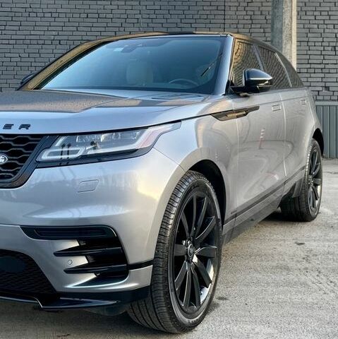 Серый Ленд Ровер Рендж Ровер Велар, объемом двигателя 2 л и пробегом 97 тыс. км за 36900 $, фото 12 на Automoto.ua