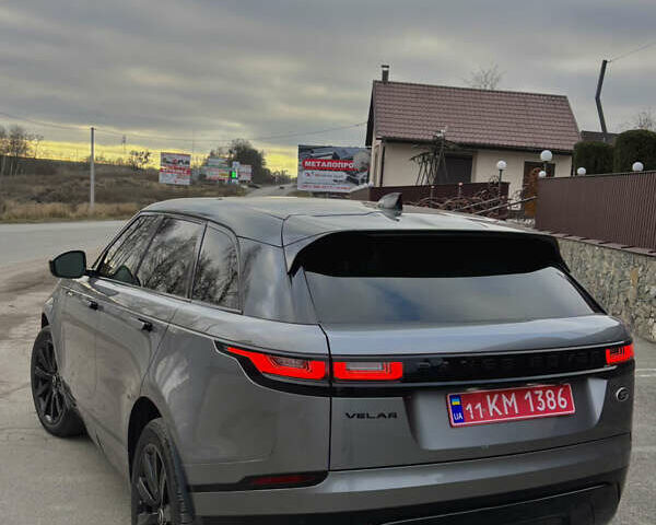 Серый Ленд Ровер Рендж Ровер Велар, объемом двигателя 2 л и пробегом 96 тыс. км за 38400 $, фото 5 на Automoto.ua