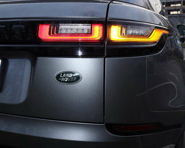 Серый Ленд Ровер Рендж Ровер Велар, объемом двигателя 2 л и пробегом 126 тыс. км за 55000 $, фото 10 на Automoto.ua
