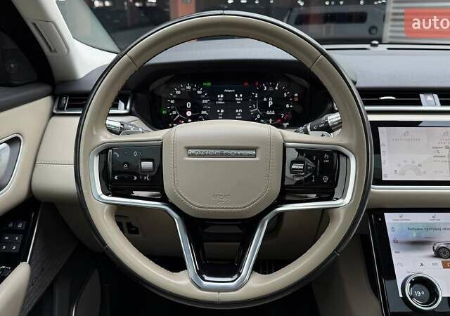 Серый Ленд Ровер Рендж Ровер Велар, объемом двигателя 2 л и пробегом 129 тыс. км за 53990 $, фото 20 на Automoto.ua