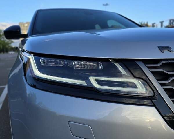 Ленд Ровер Рендж Ровер Велар 2021 в Киеве на Automoto.ua Серый Ленд Ровер Рендж Ровер Велар, объемом двигателя 2 л и пробегом 42 тыс. км за 49500 $, фото 9 на Automoto.ua