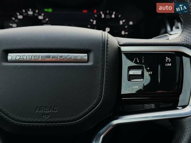 Серый Ленд Ровер Рендж Ровер Велар, объемом двигателя 2 л и пробегом 45 тыс. км за 49499 $, фото 48 на Automoto.ua