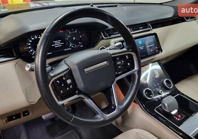 Сірий Ленд Ровер Рендж Ровер Велар, об'ємом двигуна 2 л та пробігом 82 тис. км за 56400 $, фото 13 на Automoto.ua
