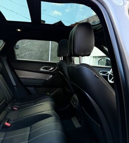 Сірий Ленд Ровер Рендж Ровер Велар, об'ємом двигуна 2 л та пробігом 77 тис. км за 55000 $, фото 11 на Automoto.ua