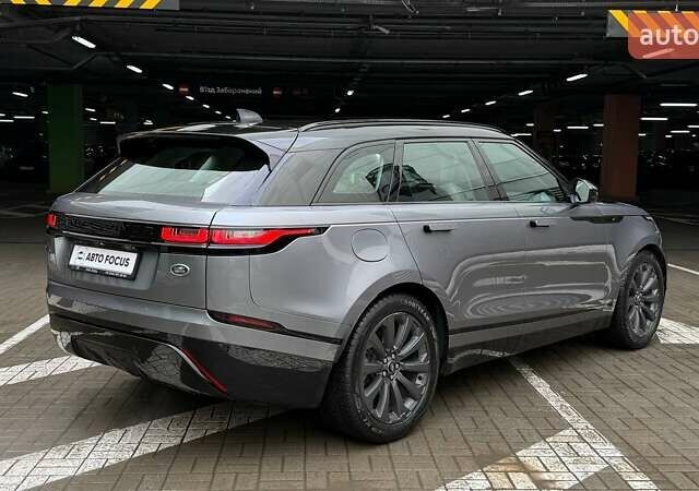 Серый Ленд Ровер Рендж Ровер Велар, объемом двигателя 2 л и пробегом 129 тыс. км за 53990 $, фото 6 на Automoto.ua