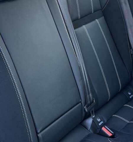 Серый Ленд Ровер Рендж Ровер Велар, объемом двигателя 2 л и пробегом 45 тыс. км за 49500 $, фото 14 на Automoto.ua