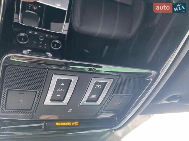 Серый Ленд Ровер Рендж Ровер Велар, объемом двигателя 2 л и пробегом 73 тыс. км за 38000 $, фото 9 на Automoto.ua