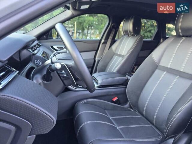 Ленд Ровер Рендж Ровер Велар 2021 в Киеве на Automoto.ua Серый Ленд Ровер Рендж Ровер Велар, объемом двигателя 2 л и пробегом 42 тыс. км за 49500 $, фото 13 на Automoto.ua