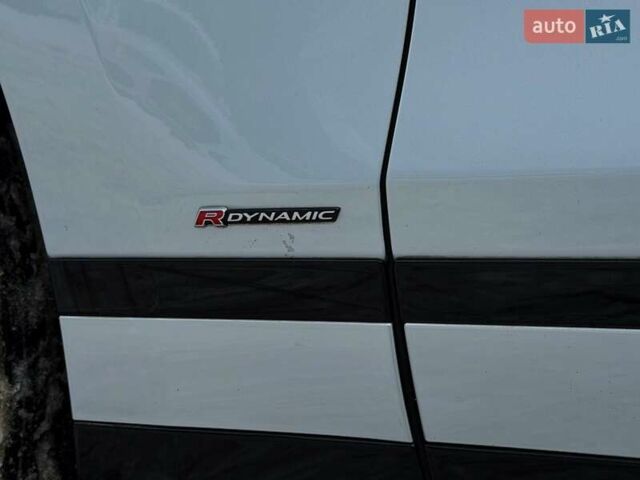 Сірий Ленд Ровер Рендж Ровер Велар, об'ємом двигуна 2 л та пробігом 45 тис. км за 49500 $, фото 15 на Automoto.ua