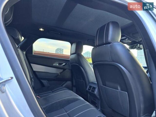 Ленд Ровер Рендж Ровер Велар 2021 в Киеве на Automoto.ua Серый Ленд Ровер Рендж Ровер Велар, объемом двигателя 2 л и пробегом 42 тыс. км за 49500 $, фото 15 на Automoto.ua