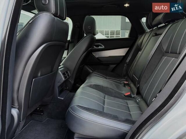 Сірий Ленд Ровер Рендж Ровер Велар, об'ємом двигуна 2 л та пробігом 45 тис. км за 49500 $, фото 31 на Automoto.ua