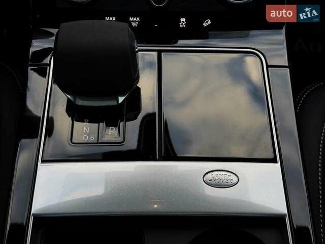 Сірий Ленд Ровер Рендж Ровер Велар, об'ємом двигуна 2 л та пробігом 45 тис. км за 49500 $, фото 40 на Automoto.ua