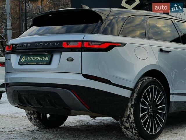 Серый Ленд Ровер Рендж Ровер Велар, объемом двигателя 2 л и пробегом 45 тыс. км за 49499 $, фото 21 на Automoto.ua