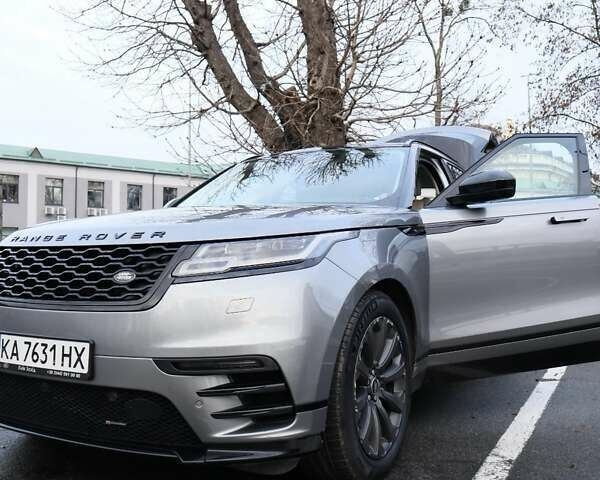 Серый Ленд Ровер Рендж Ровер Велар, объемом двигателя 2 л и пробегом 126 тыс. км за 55000 $, фото 1 на Automoto.ua