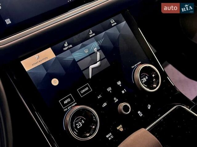 Сірий Ленд Ровер Рендж Ровер Велар, об'ємом двигуна 2 л та пробігом 69 тис. км за 55900 $, фото 21 на Automoto.ua