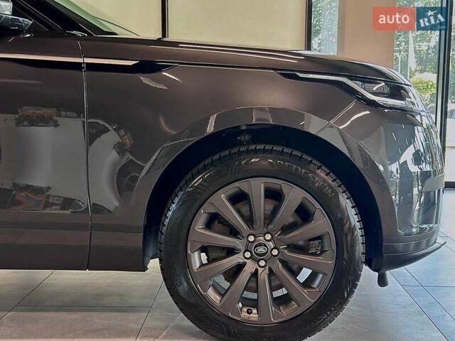 Сірий Ленд Ровер Рендж Ровер Велар, об'ємом двигуна 2 л та пробігом 69 тис. км за 55900 $, фото 4 на Automoto.ua