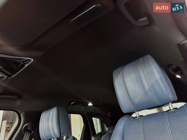 Сірий Ленд Ровер Рендж Ровер Велар, об'ємом двигуна 2 л та пробігом 69 тис. км за 55900 $, фото 14 на Automoto.ua