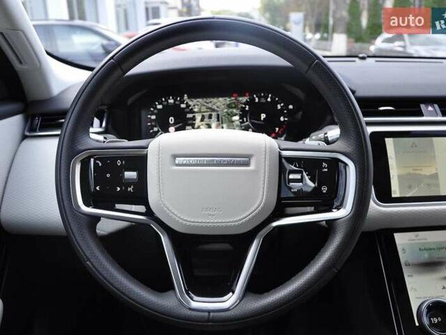 Серый Ленд Ровер Рендж Ровер Велар, объемом двигателя 2 л и пробегом 24 тыс. км за 63000 $, фото 12 на Automoto.ua