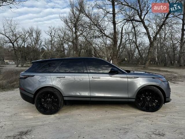 Серый Ленд Ровер Рендж Ровер Велар, объемом двигателя 3 л и пробегом 8 тыс. км за 85000 $, фото 4 на Automoto.ua