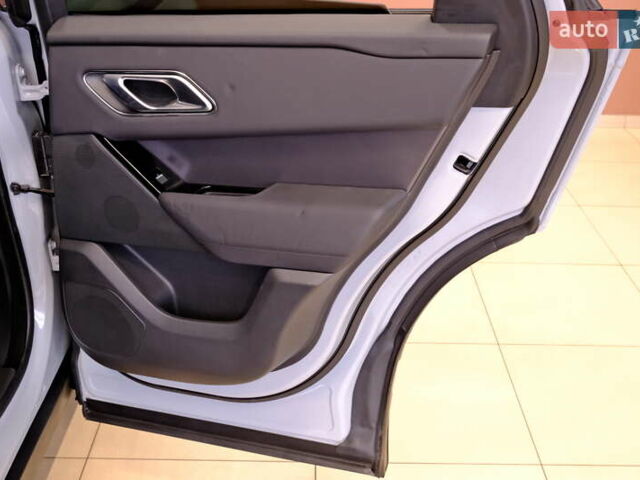 Сірий Ленд Ровер Рендж Ровер Велар, об'ємом двигуна 2 л та пробігом 25 тис. км за 64900 $, фото 51 на Automoto.ua