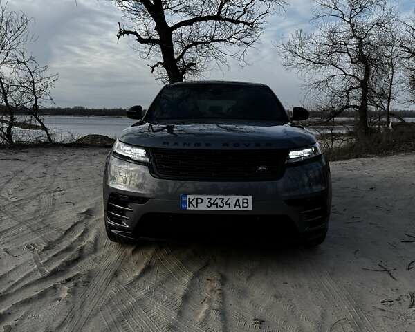 Серый Ленд Ровер Рендж Ровер Велар, объемом двигателя 3 л и пробегом 8 тыс. км за 85000 $, фото 1 на Automoto.ua